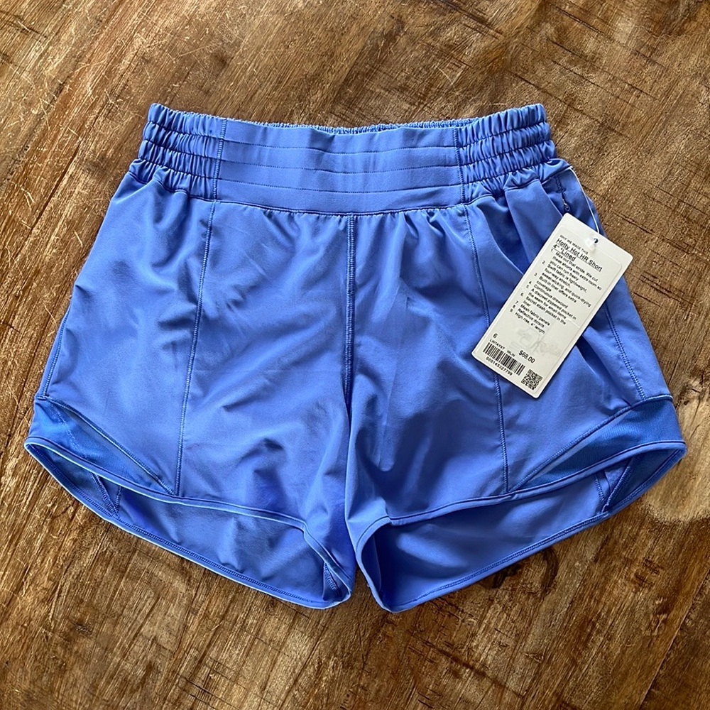 Lululemon Hotty Hot HR Short 4” Lined - Indigo Blue. New with Tags. Size 6